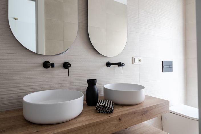 Image No.19-3 Bed Townhouse for sale