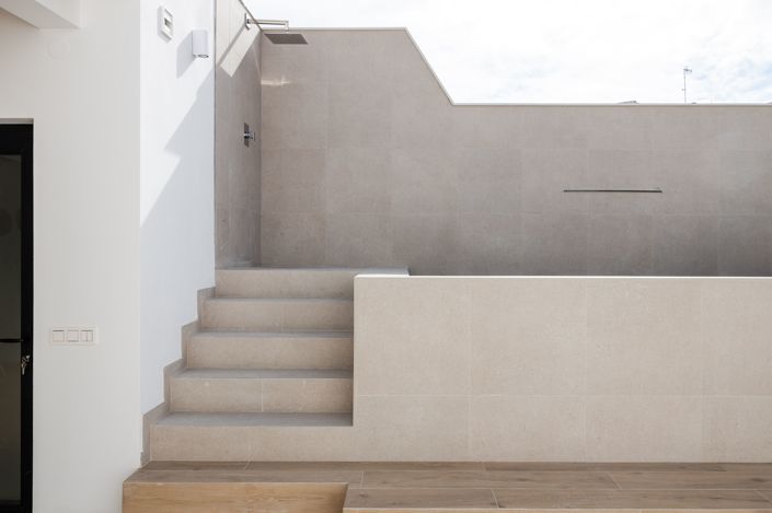 Image No.21-3 Bed Townhouse for sale