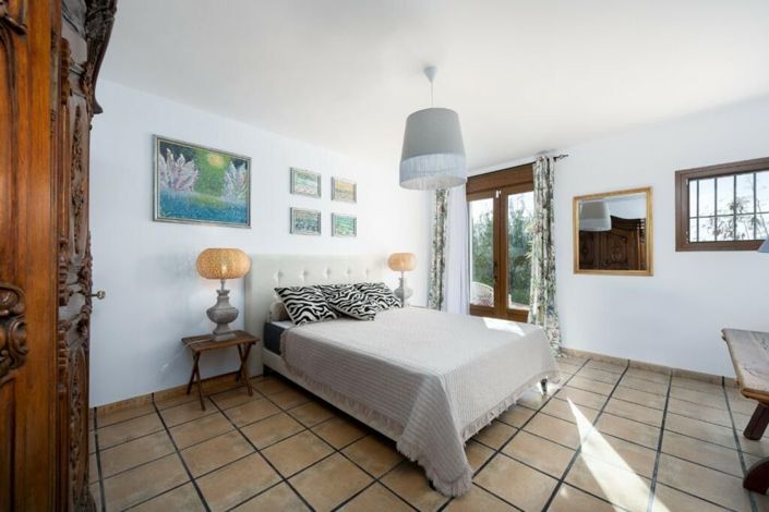 Image No.7-Country House for sale