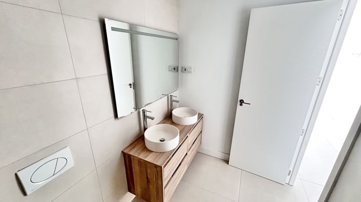 Image No.15-2 Bed Apartment for sale