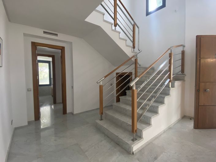 Image No.14-5 Bed House for sale