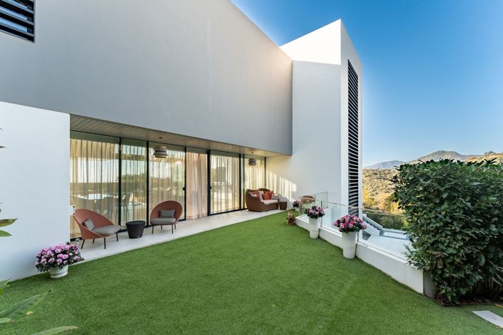 Image No.27-6 Bed Villa for sale