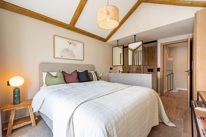 Image No.21-4 Bed Townhouse for sale