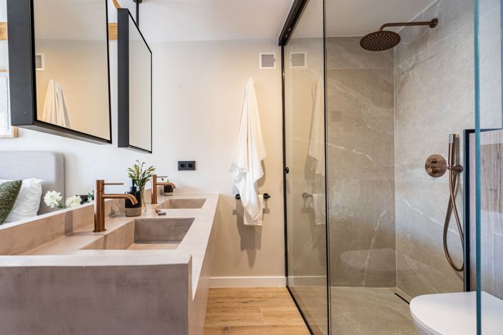 Image No.7-4 Bed Townhouse for sale