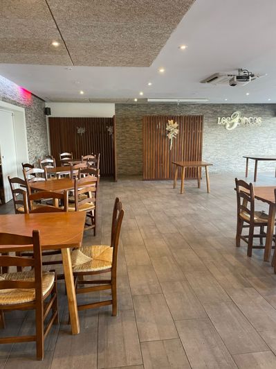 Image No.18-4 Bed Restaurant for sale