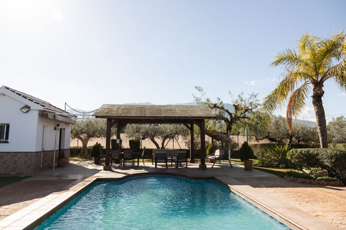 Image No.3-5 Bed House for sale