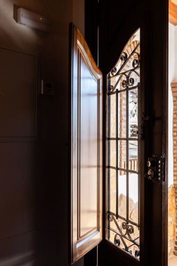 Image No.23-5 Bed House for sale