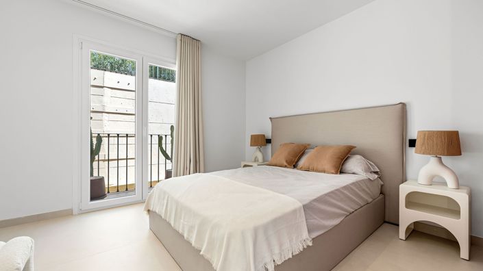 Image No.23-3 Bed Townhouse for sale