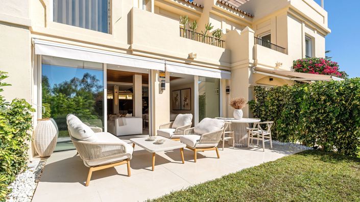 Image No.30-3 Bed Townhouse for sale