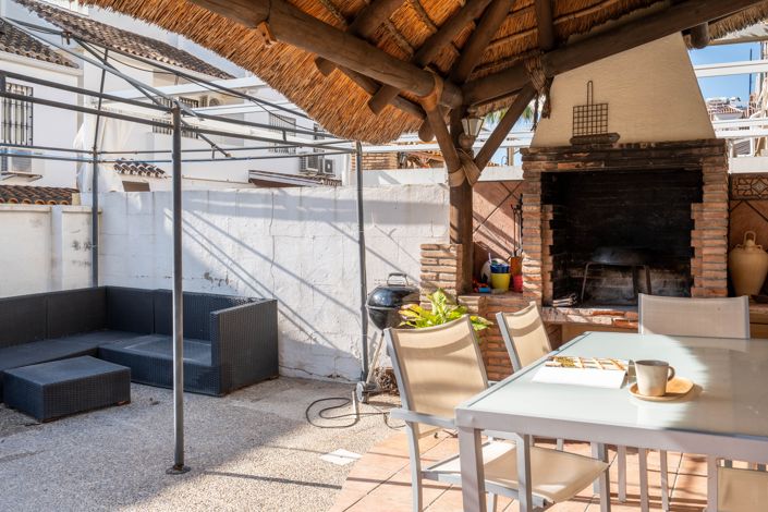 Image No.3-3 Bed House for sale