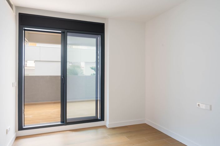 Image No.11-3 Bed Apartment for sale