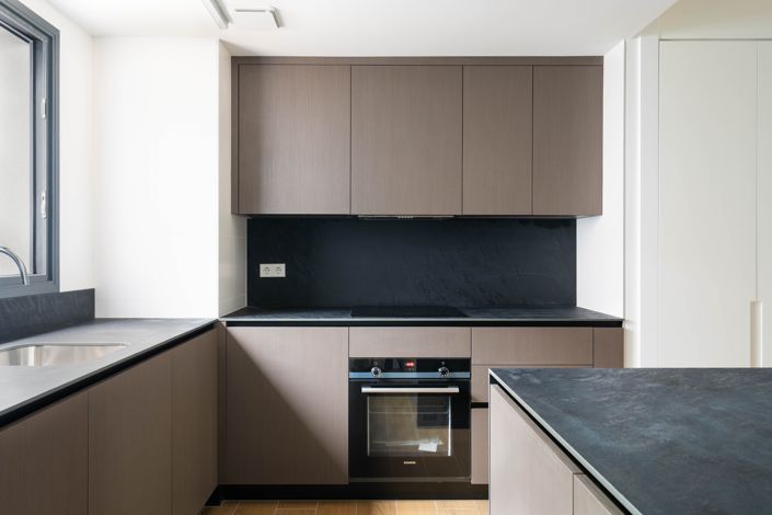 Image No.9-3 Bed Apartment for sale