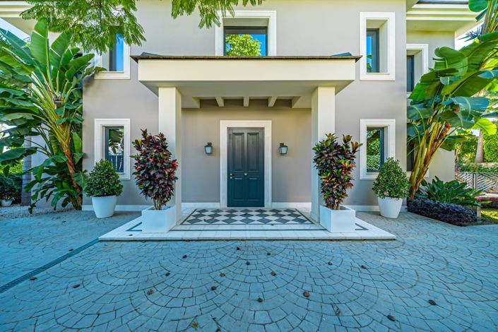 Image No.6-6 Bed Villa for sale