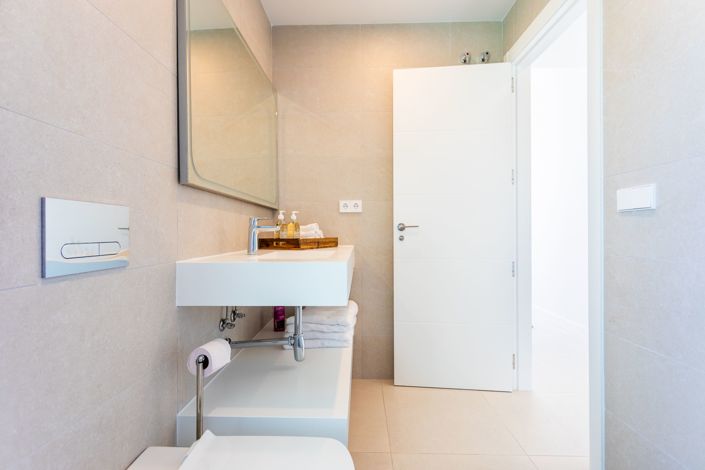 Image No.19-2 Bed Apartment for sale