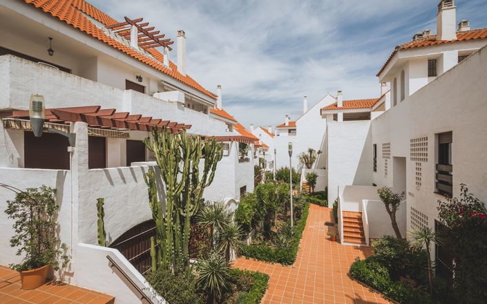 Image No.27-2 Bed Apartment for sale