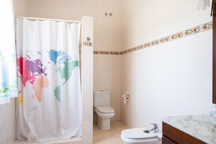 Image No.22-7 Bed Villa for sale