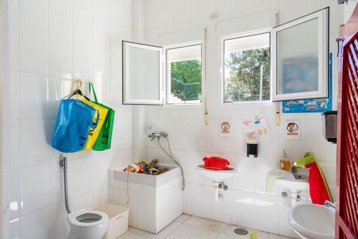 Image No.20-Commercial for sale