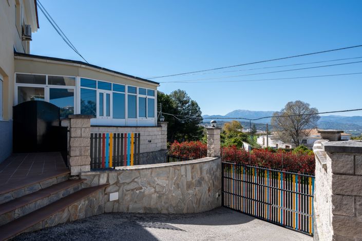 Image No.3-Commercial for sale