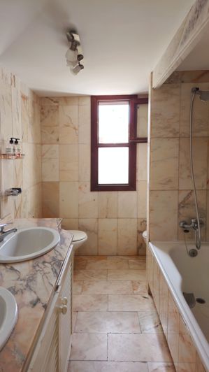 Image No.16-2 Bed House for sale