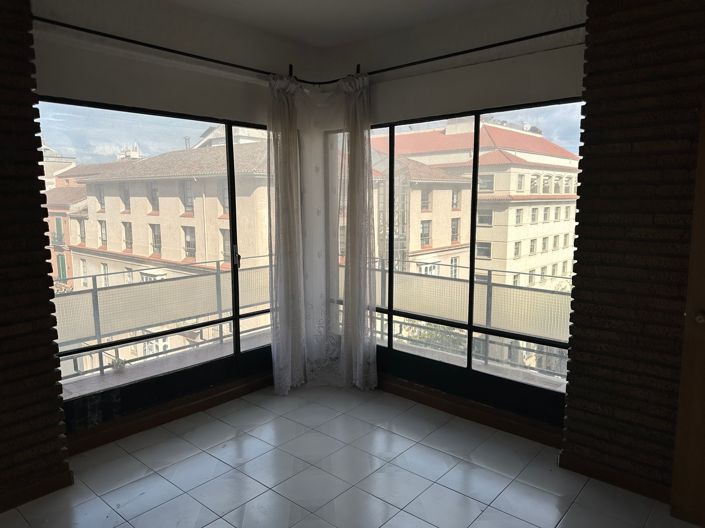 Image No.4-Apartment for sale