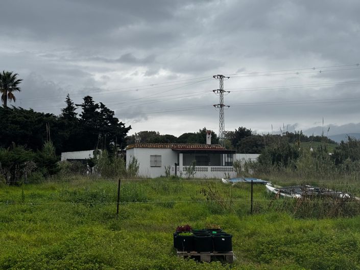 Image No.13-2 Bed House for sale