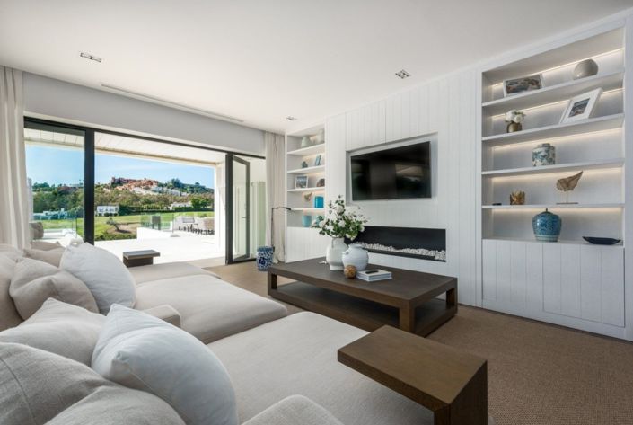 Image No.2-7 Bed House for sale