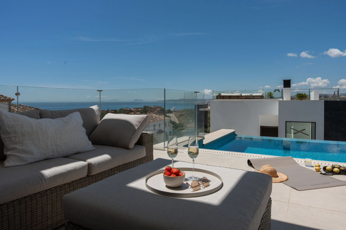 Image No.28-5 Bed House for sale