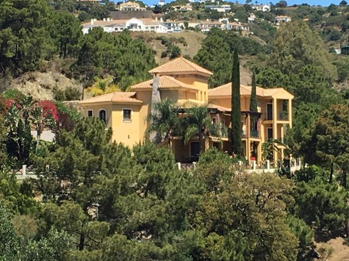 Image No.2-5 Bed Villa for sale