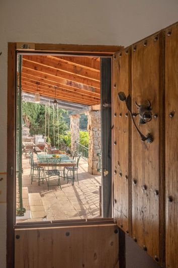 Image No.15-6 Bed House for sale