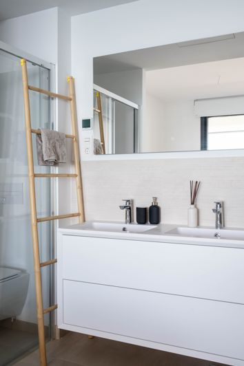 Image No.20-2 Bed Apartment for sale