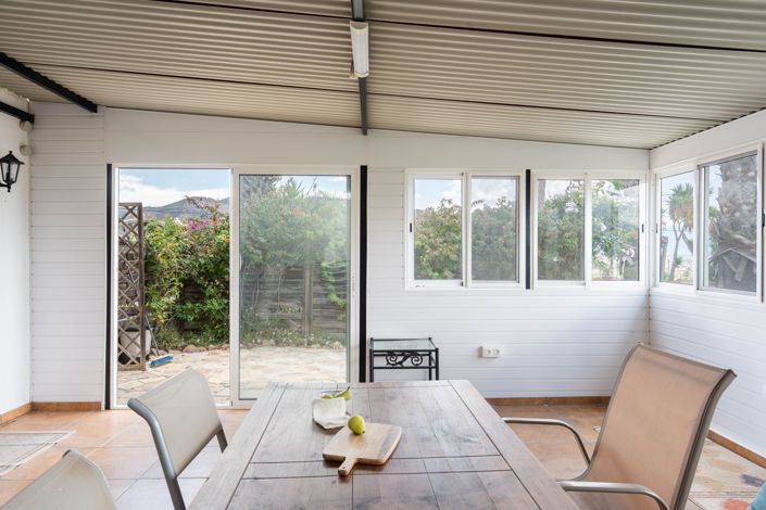 Image No.20-4 Bed House for sale