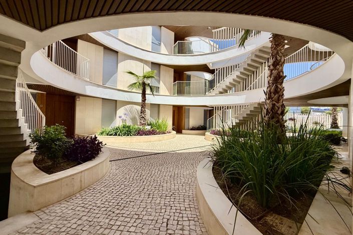 Image No.15-2 Bed Apartment for sale