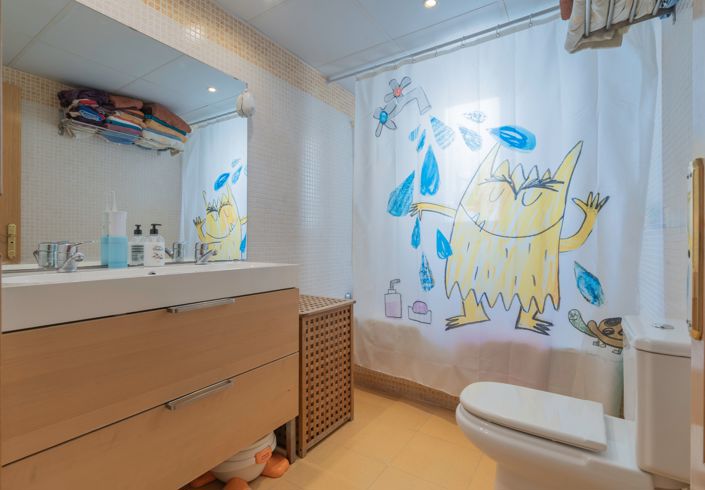 Image No.28-4 Bed Penthouse for sale