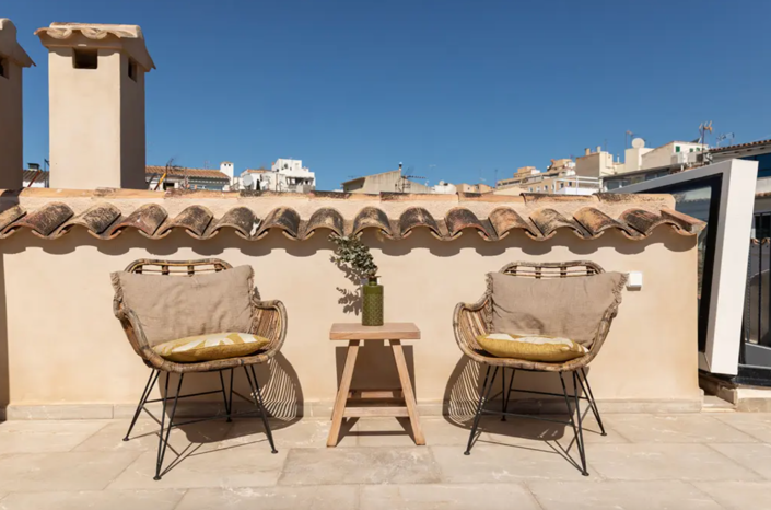 Image No.27-2 Bed Townhouse for sale