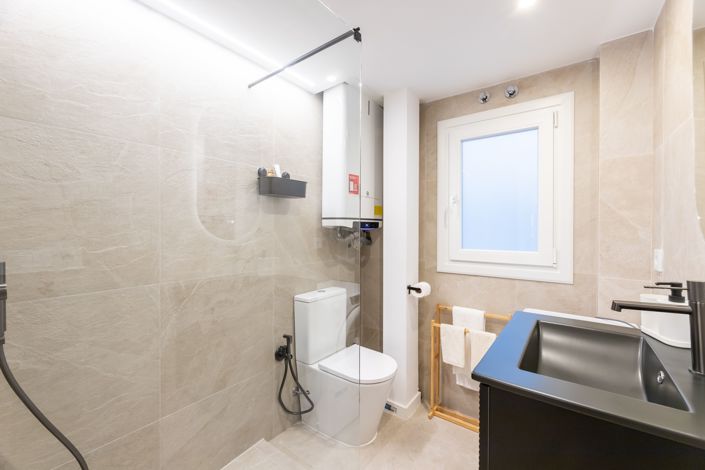 Image No.9-3 Bed Apartment for sale