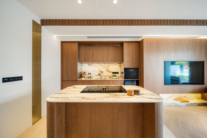 Image No.10-3 Bed Apartment for sale