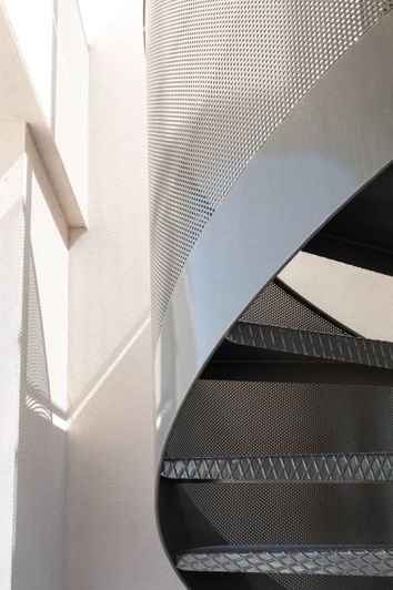 Image No.26-2 Bed Apartment for sale