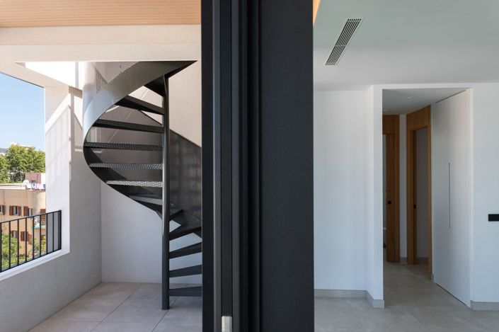 Image No.27-2 Bed Apartment for sale