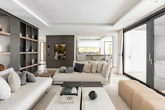 Image No.8-4 Bed Villa for sale