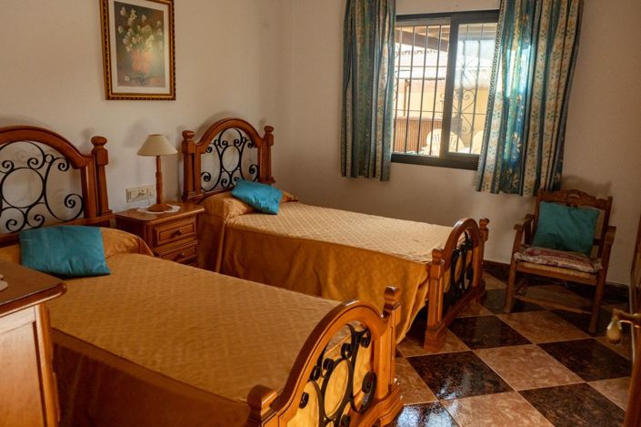 Image No.14-4 Bed Villa for sale