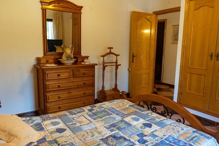 Image No.15-4 Bed Villa for sale