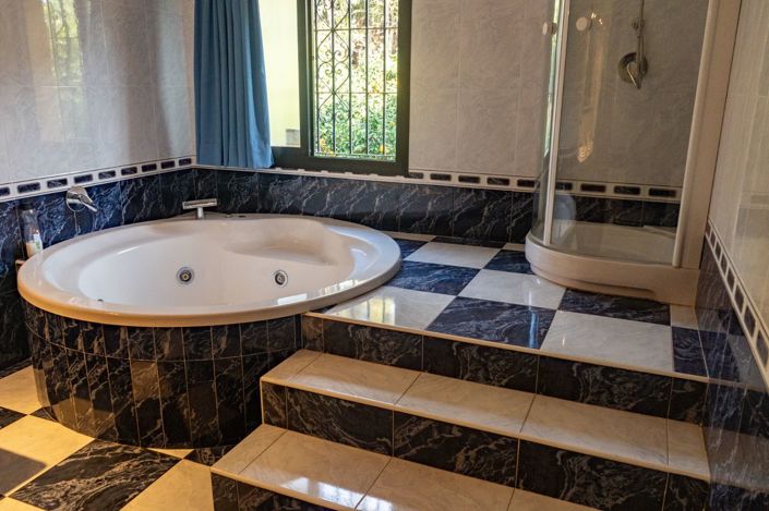 Image No.25-4 Bed Villa for sale