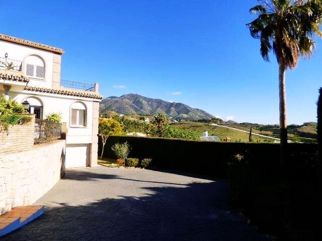 Image No.13-4 Bed Villa for sale