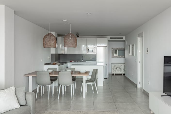 Image No.8-3 Bed Apartment for sale