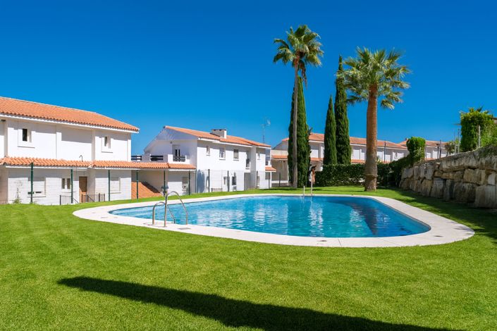 Image No.30-2 Bed Apartment for sale