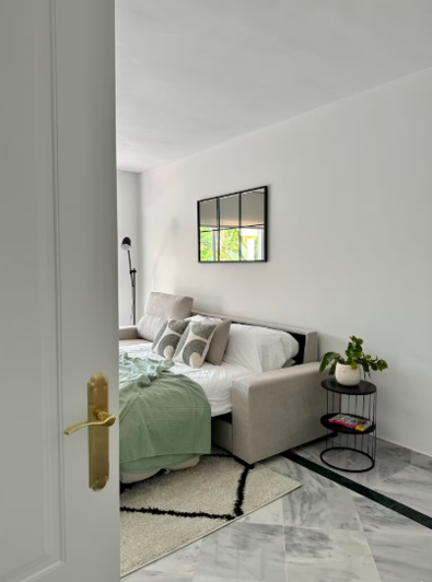 Image No.25-1 Bed Apartment for sale