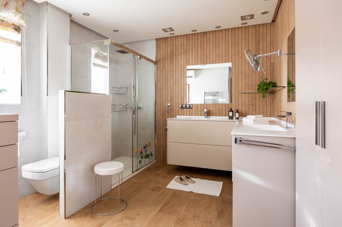 Image No.19-5 Bed House for sale