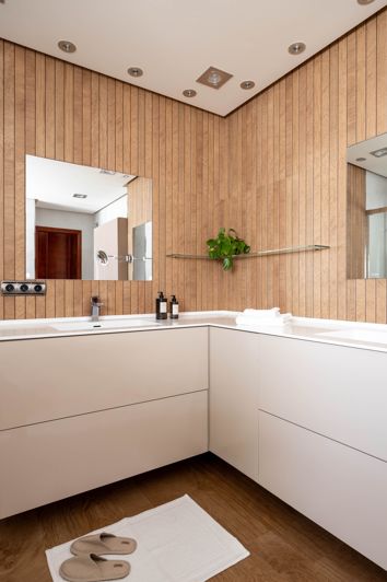 Image No.22-5 Bed House for sale