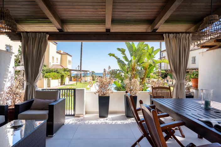 Image No.23-3 Bed Townhouse for sale