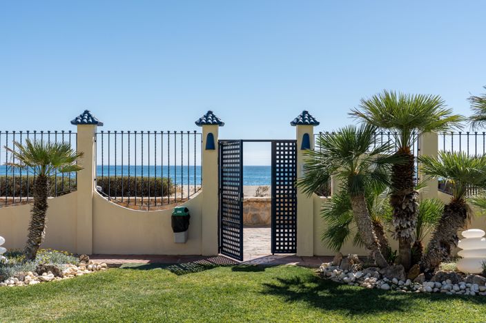 Image No.3-3 Bed Townhouse for sale